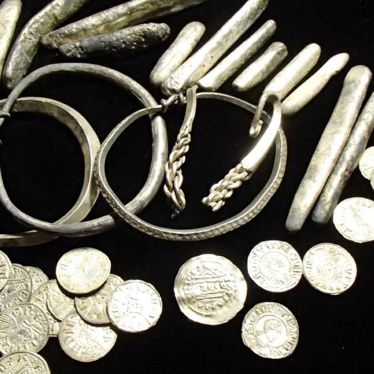 The Watlington Hoard find, part of the PAS British Museum 's work