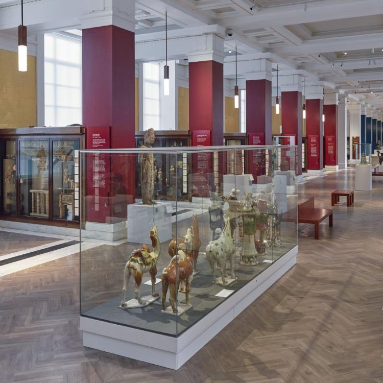 View of the Sir Joseph Hotung Gallery of China and South Asia, Room 33.
