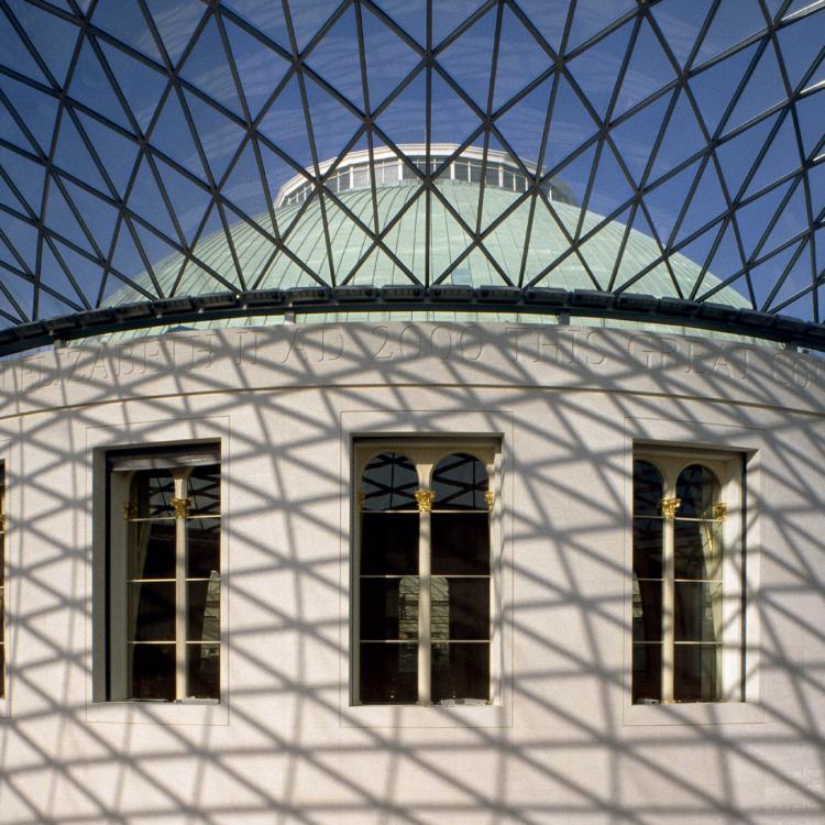 Close-up view of the external walls of the Round Reading Room with glass roof above. 
