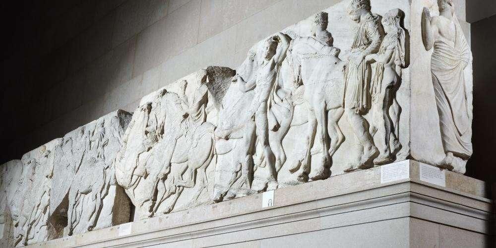 A relief with a crowd of people