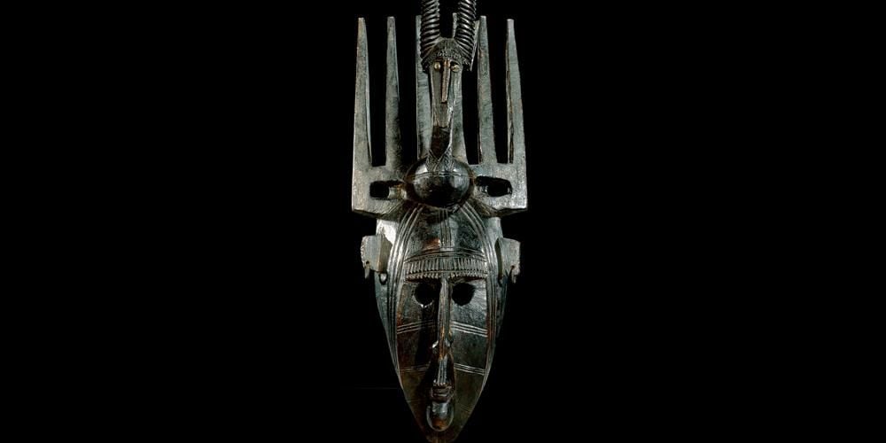 N'domo mask used by the Bamana people of Mali