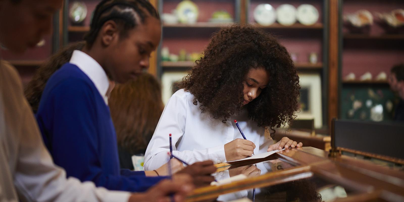 Students in the Enlightenment Gallery 