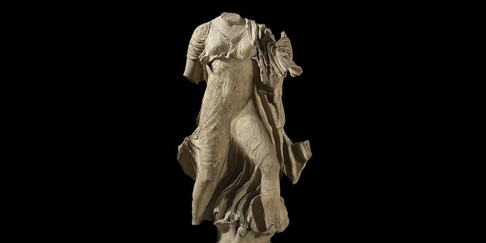 Marble statue probably representing a Nereid