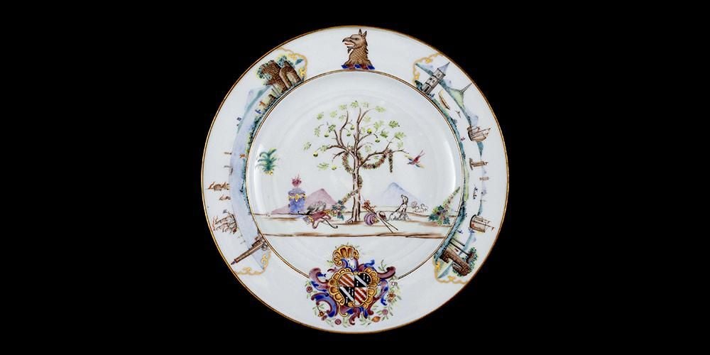 Porcelain and gold soup plate
