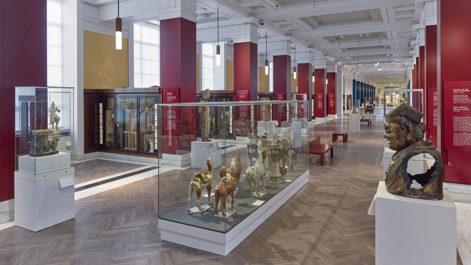 View of the Sir Joseph Hotung Gallery of China and South Asia, Room 33.