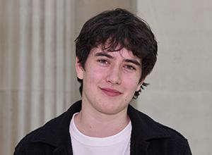 Headshot of Samuel Arregger-Robson