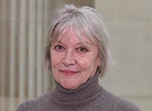 Headshot of Dorothy Leng